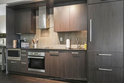 Photo 34 at 606 - 3018 Yonge Street, Lawrence Park South, Toronto