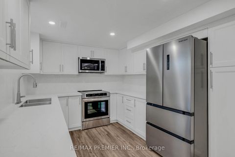 Photo 21 at 62 Keegan Crescent, York University Heights, Toronto