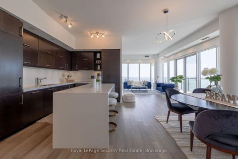 Photo 3 at 5301 - 1080 Bay Street, Bay Street Corridor, Toronto