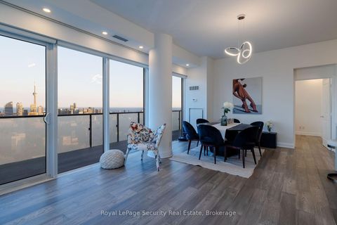 Photo 32 at 5301 - 1080 Bay Street, Bay Street Corridor, Toronto