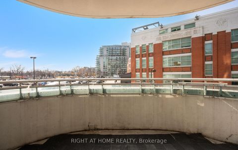 Photo 25 at 219 - 600 Queens Quay, Waterfront Communities C1, Toronto