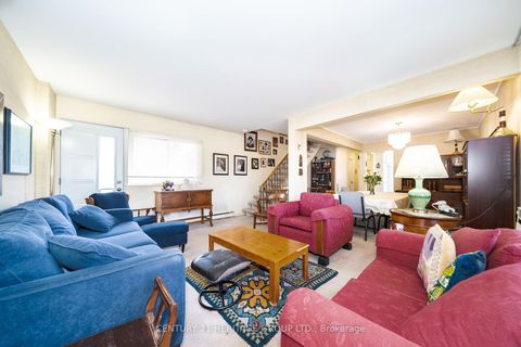 Photo 17 at 19 Candy Court Way, Newtonbrook West, Toronto