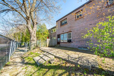 Photo 41 at 19 Candy Court Way, Newtonbrook West, Toronto