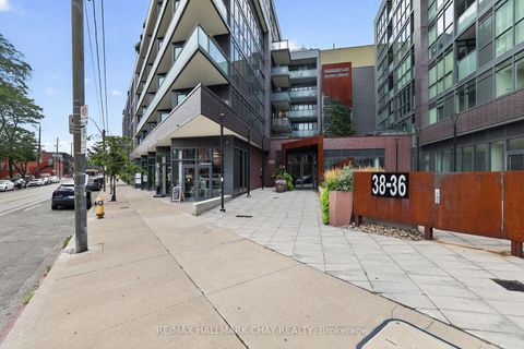Photo 2 at 523 - 38 Howard Park Avenue, Roncesvalles, Toronto