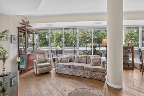 Photo 15 at 523 - 38 Howard Park Avenue, Roncesvalles, Toronto