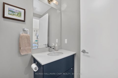 Photo 24 at 523 - 38 Howard Park Avenue, Roncesvalles, Toronto