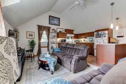 Photo 7 at 771 Gorham Street, College Manor, Newmarket