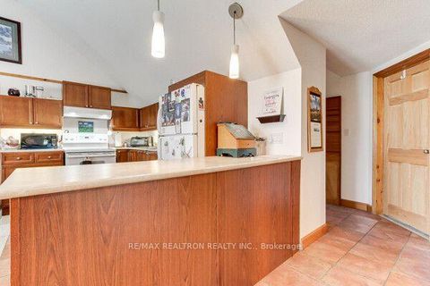 Photo 10 at 771 Gorham Street, College Manor, Newmarket