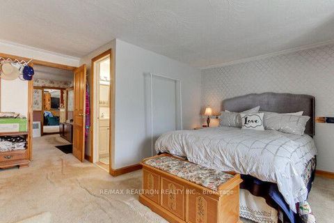 Photo 25 at 771 Gorham Street, College Manor, Newmarket