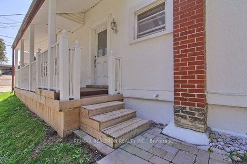 Photo 27 at 771 Gorham Street, College Manor, Newmarket