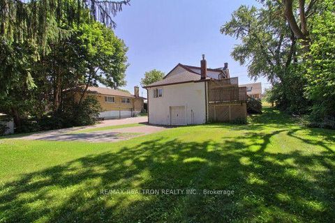 Photo 35 at 771 Gorham Street, College Manor, Newmarket