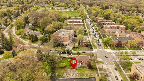Photo 6 at 296 The Kingsway, Humber Valley, Toronto