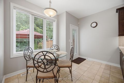 Photo 11 at 114 Bellini Avenue, Vellore Village, Vaughan
