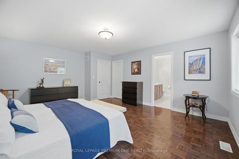 Photo 23 at 114 Bellini Avenue, Vellore Village, Vaughan