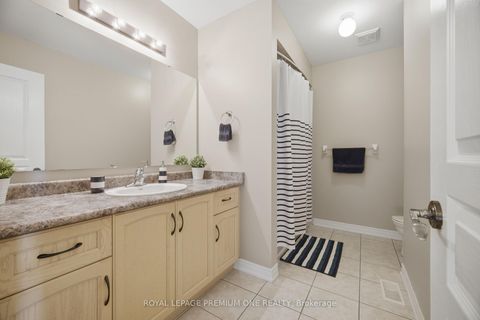 Photo 32 at 114 Bellini Avenue, Vellore Village, Vaughan