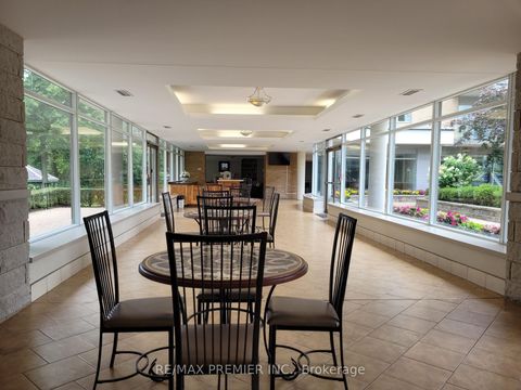 Photo 3 at 502 - 2506 Rutherford Road, Maple, Vaughan
