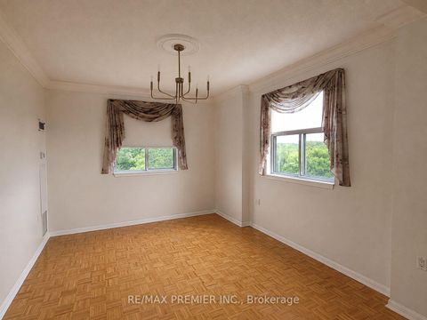 Photo 16 at 502 - 2506 Rutherford Road, Maple, Vaughan