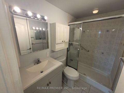 Photo 24 at 502 - 2506 Rutherford Road, Maple, Vaughan