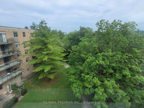 Photo 33 at 502 - 2506 Rutherford Road, Maple, Vaughan