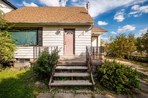 Photo 6 at 3 Parker Avenue, Oak Ridges, Richmond Hill