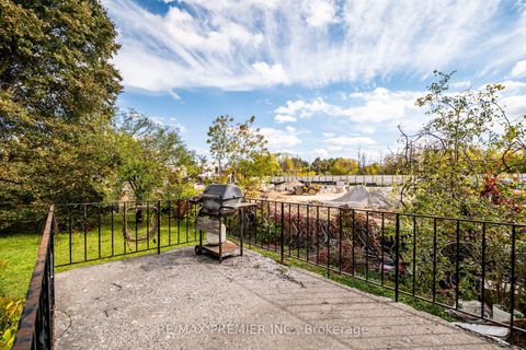 Photo 15 at 3 Parker Avenue, Oak Ridges, Richmond Hill