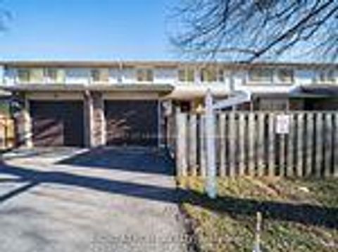 Photo 3 at 12 Lace Fern Way, Don Valley Village, Toronto