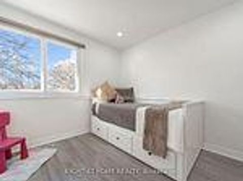 Photo 24 at 12 Lace Fern Way, Don Valley Village, Toronto