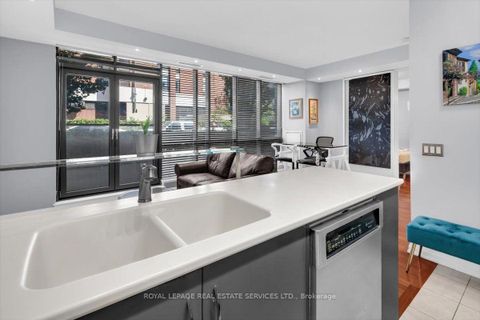 Photo 8 at 108 - 3 Mcalpine Street, Annex, Toronto
