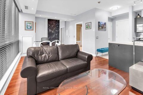 Photo 11 at 108 - 3 Mcalpine Street, Annex, Toronto