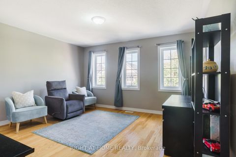 Photo 14 at 139 Bellini Avenue, Vellore Village, Vaughan