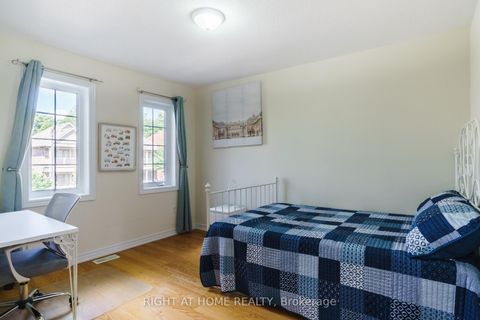Photo 15 at 139 Bellini Avenue, Vellore Village, Vaughan