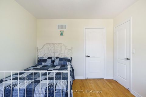 Photo 16 at 139 Bellini Avenue, Vellore Village, Vaughan