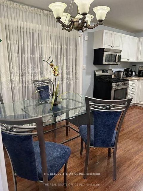 Photo 10 at 393 Adeline Drive, Keswick South, Georgina