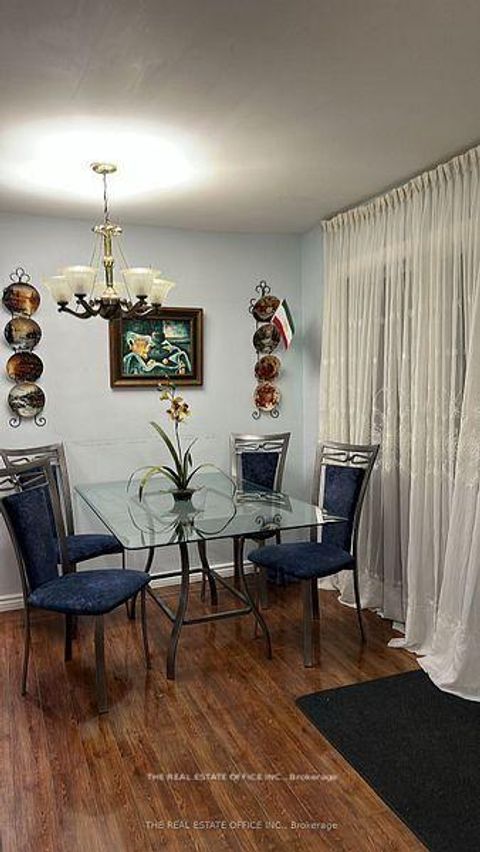 Photo 13 at 393 Adeline Drive, Keswick South, Georgina