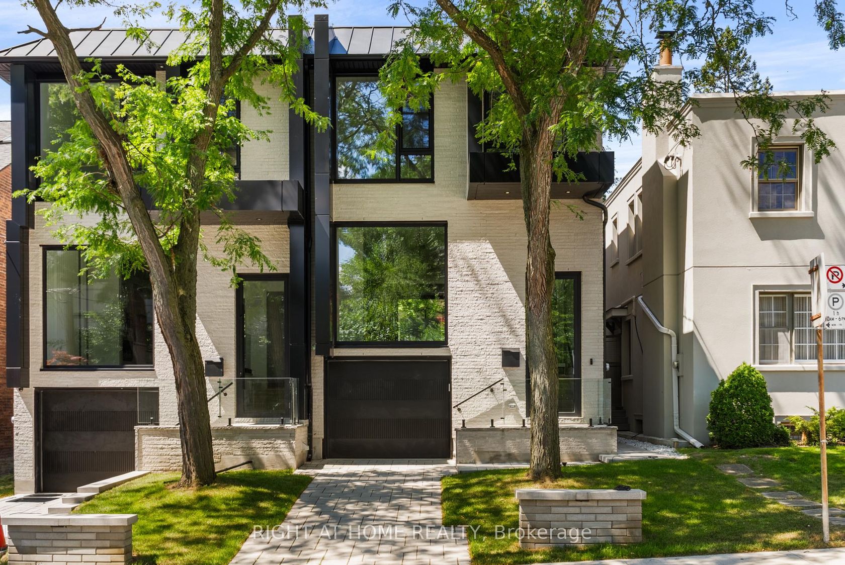 74B Rathnelly Avenue, Casa Loma, Toronto photo 0