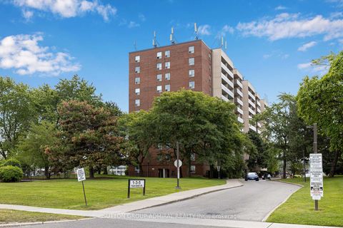 Photo 3 at 513 - 1 Four Winds Drive, York University Heights, Toronto