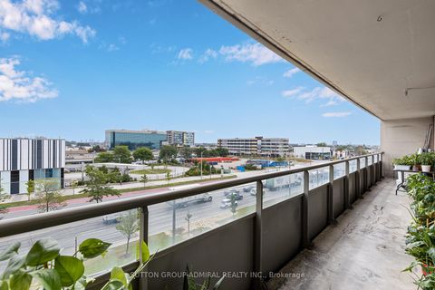 Photo 12 at 513 - 1 Four Winds Drive, York University Heights, Toronto
