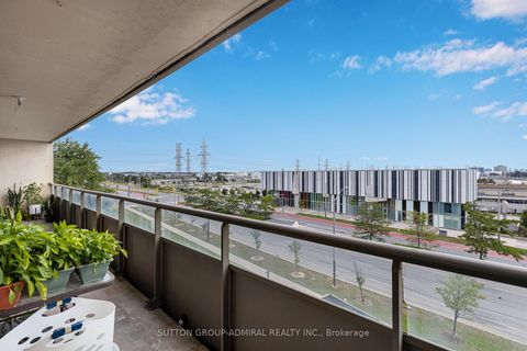 Photo 13 at 513 - 1 Four Winds Drive, York University Heights, Toronto
