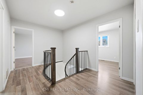 Photo 15 at 39 Camrose Drive, Keswick South, Georgina