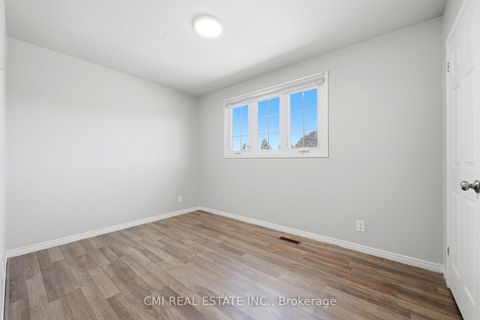 Photo 18 at 39 Camrose Drive, Keswick South, Georgina