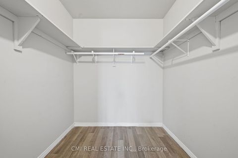 Photo 25 at 39 Camrose Drive, Keswick South, Georgina