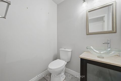 Photo 26 at 39 Camrose Drive, Keswick South, Georgina
