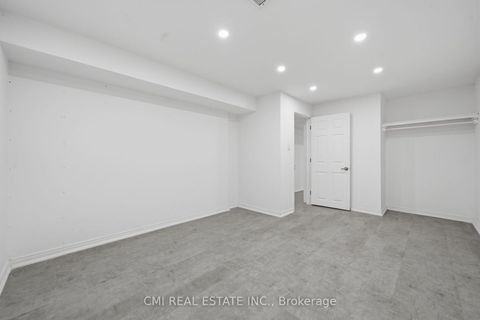 Photo 31 at 39 Camrose Drive, Keswick South, Georgina