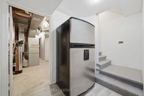 Photo 35 at 39 Camrose Drive, Keswick South, Georgina