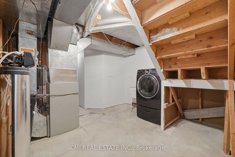 Photo 36 at 39 Camrose Drive, Keswick South, Georgina