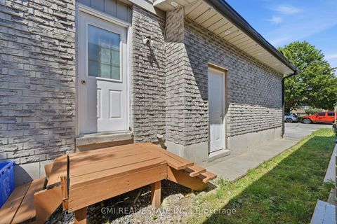Photo 39 at 39 Camrose Drive, Keswick South, Georgina
