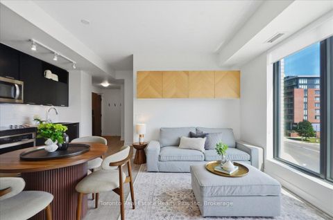 Photo 9 at 304 - 120 Eagle Rock Way, Rural Vaughan, Vaughan