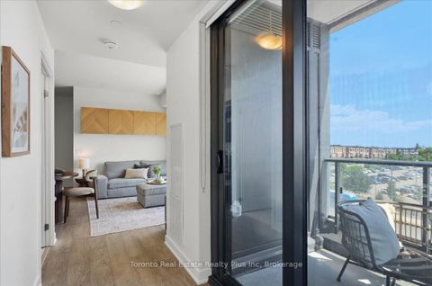 Photo 15 at 304 - 120 Eagle Rock Way, Rural Vaughan, Vaughan