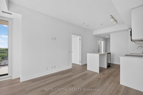 Photo 11 at 910 - 1660 Bloor Street W, High Park North, Toronto