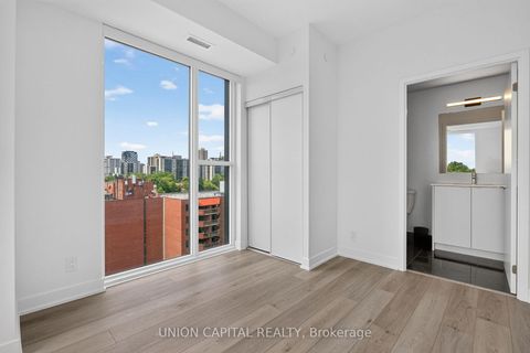 Photo 15 at 910 - 1660 Bloor Street W, High Park North, Toronto